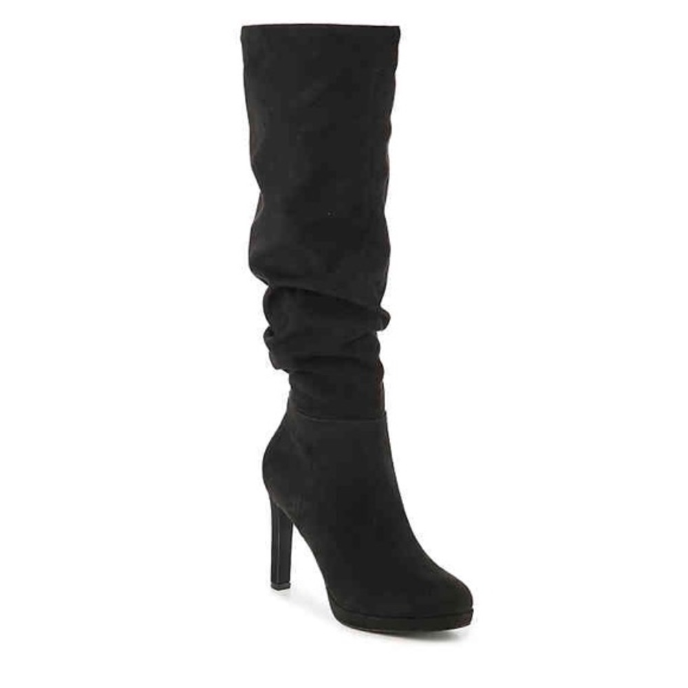 New in box - Kelly & Katie platform boot